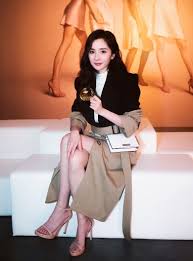 杨幂的高跟鞋子，为什么总能成为话题？