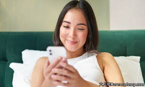 AI聊天机器人 女性成长的隐形助力