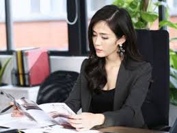 懂得切换气场的女人,更容易掌握人生的主动权